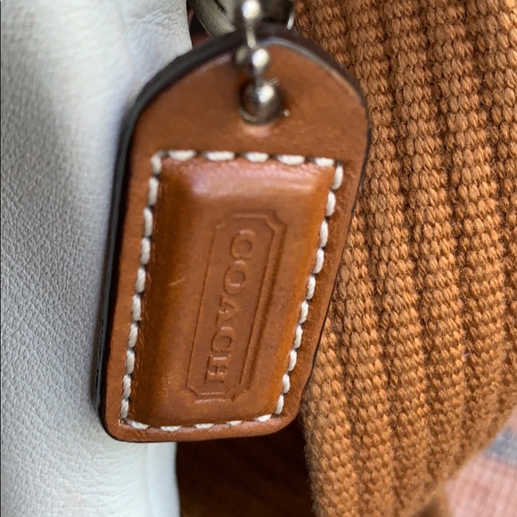 Selling a bag - Picture 3 of 15